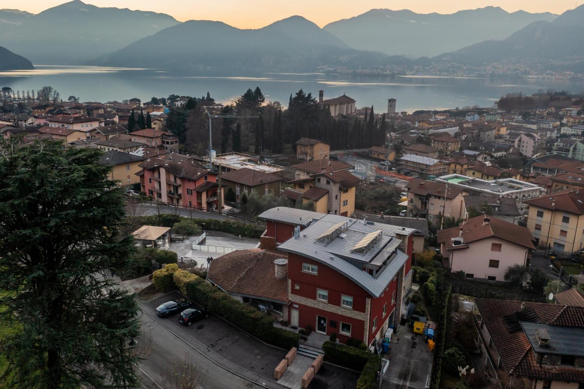 Lake Hotel La Pieve ピゾーニェ エクステリア 写真